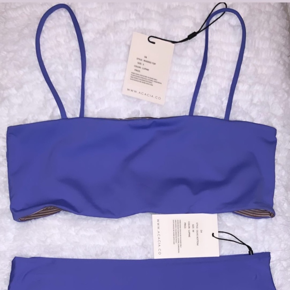 BNWT mixed set in lupine tops size small bottom size medium